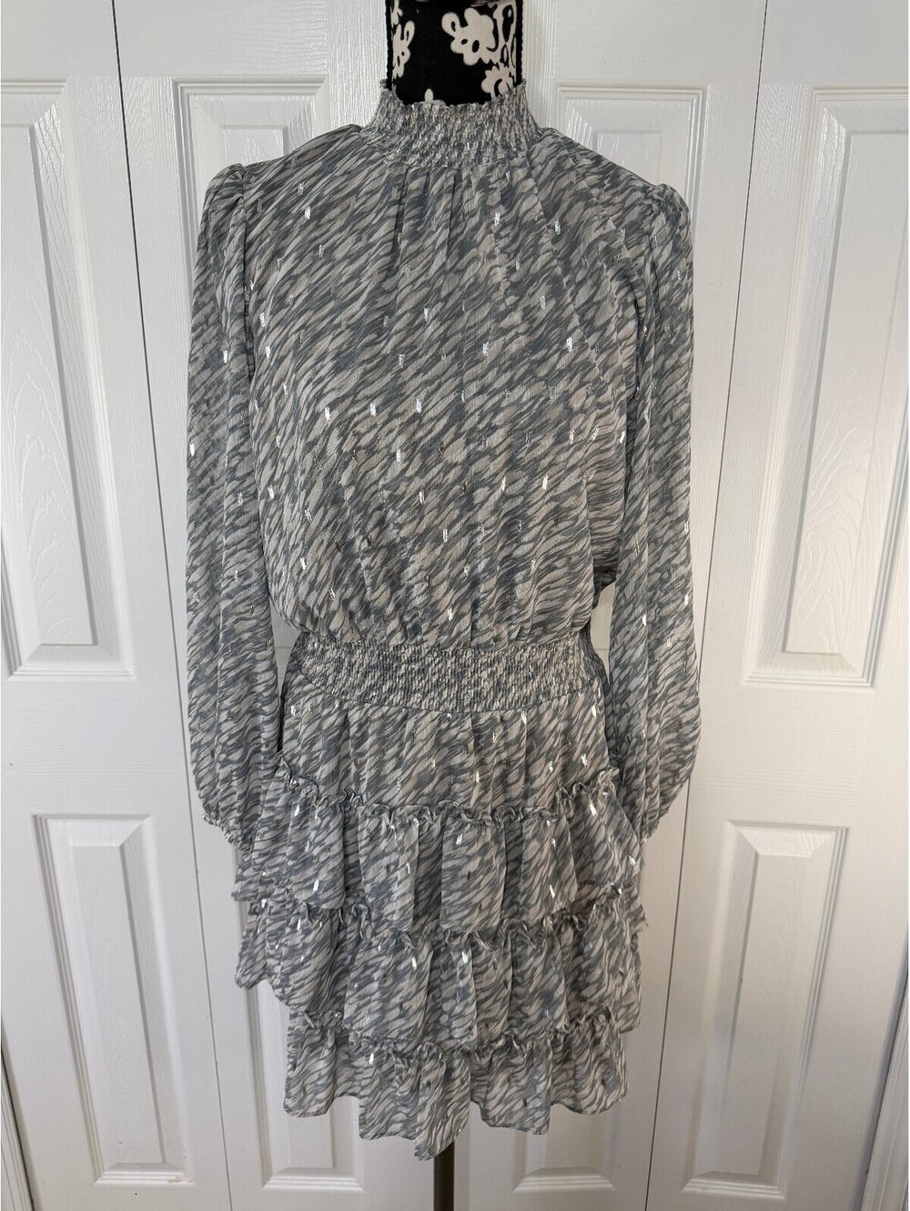 MSK Long Sleeve Ruffled Tiered Dress Size L Neutral Gray